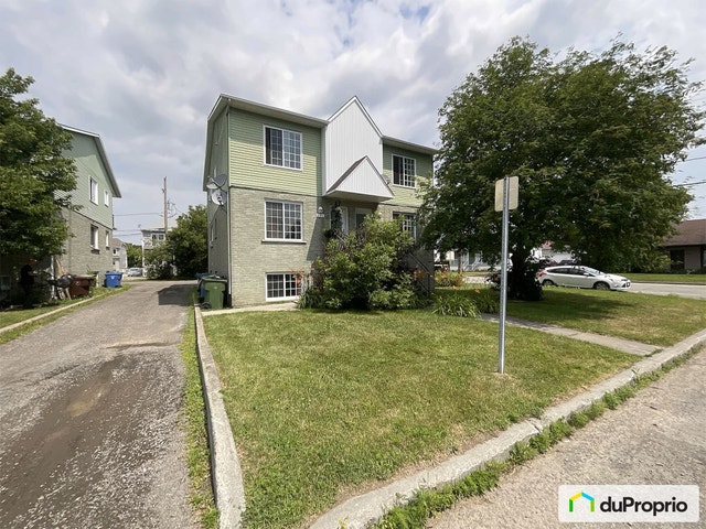 $669,900 - Quadruplex for sale in St-Lin-Laurentides — photo 3
