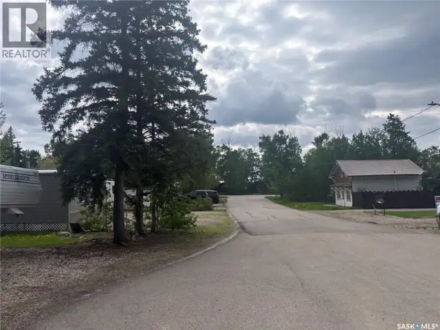 8 Hunter BAY Fishing Lake, Saskatchewan in Houses for Sale in Saskatoon - Image 7