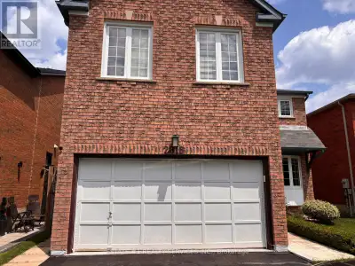 2816 TRADEWIND DRIVE Mississauga (Meadowvale), Ontario