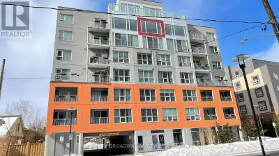 Spacious 1+1 Unit, 618 Sq.Ft., Large Den Can Be Used As 2nd Bedroom. Fully Furnished ! Ready to move...