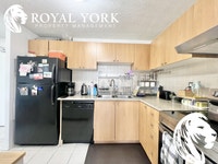 ** OPEN 24/7 - CALL: 437-561-9900 ** 2 Bedrooms, 1 Bathroom, Near Parks, Public Transportation, Bus... (image 3)