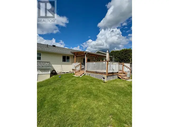 307 Dugan Street Creston, British Columbia in Houses for Sale in Nelson - Image 4