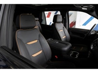 Leather Seats, Cooled Seats, Power Liftgate, Lane Keep Assist, Remote Start, Android Auto, Apple Car... (image 9)