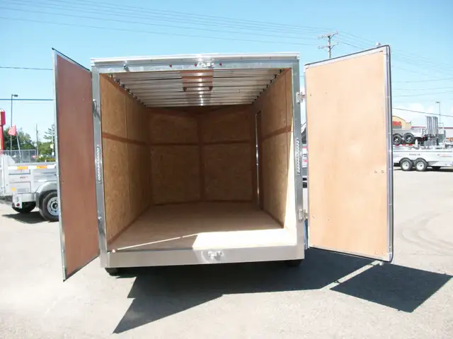 2025 Weberlane CARGO ALUMINIUM 7' X 14' V-NOSE 2 ESSIEUX GLISSIE in Cargo & Utility Trailers in Laval / North Shore - Image 11