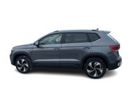 Welcome to Country Hills Volkswagen 2024 Volkswagen Taos Comfortline AWD Our team of knowledgeable p... (image 1)