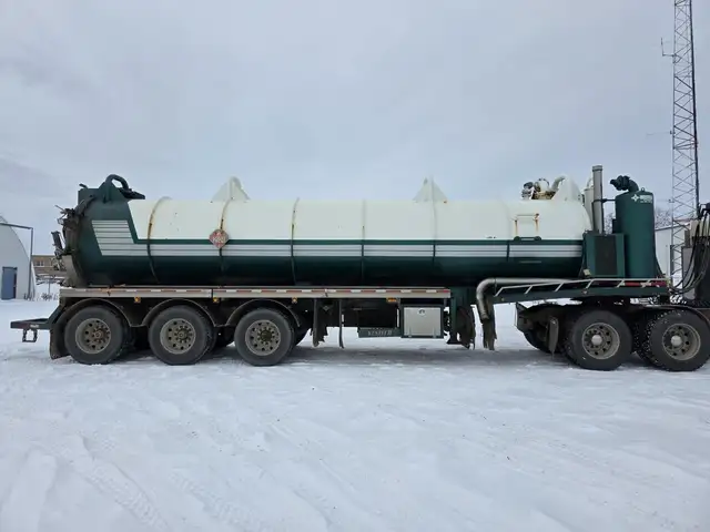 2009 KENWORTH T800 in Heavy Trucks in Saskatoon - Image 66