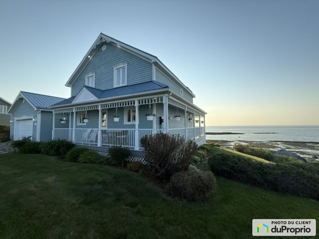 $999,800 - 1 1/2 Storey for sale in Ste-Luce (Ste-Luce-sur-Mer) — photo 1