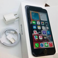 iPhone 7 - w/WARRANTY - Unlocked - Jet Black