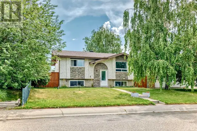 156 Ogden Way SE Calgary, Alberta62864393653761121