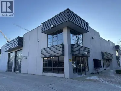 An exceptional opportunity to lease a nicely finished 3,510 sf industrial/office unit in North Vanco...