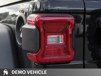 This Jeep Wrangler boasts a Regular Unleaded V-6 3.6 L/220 engine powering this Automatic transmissi... (image 9)