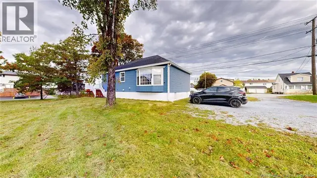 240 Loch Lomond Road Saint John, New Brunswick in Houses for Sale in Saint John - Image 4
