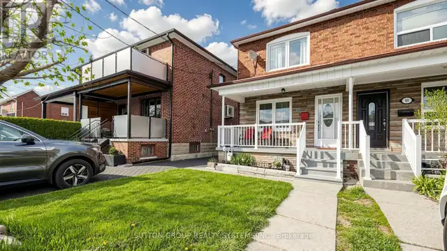 91 Kirknewton Road Toronto (Caledonia-Fairbank), Ontario, photo 2 of 4