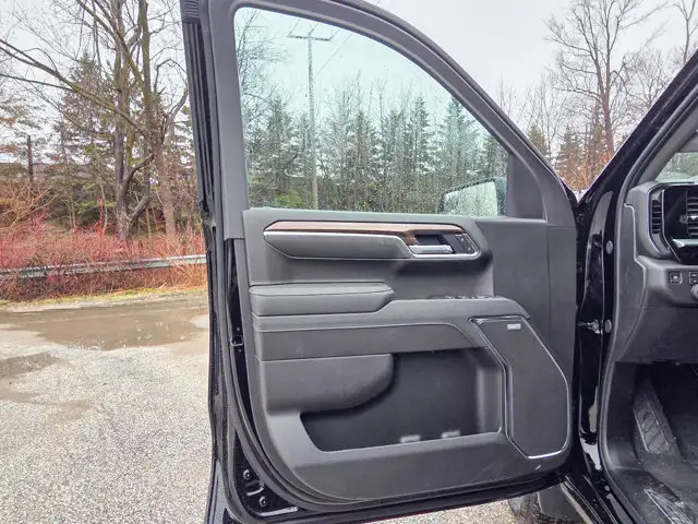 2026 Chevrolet Silverado 1500 LT Trail Boss- Convenience Pkg II in Cars & Trucks in Barrie - Image 18
