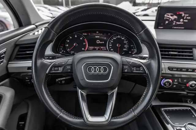 2017 Audi Q7 3.0T Komfort | Awd | Toit Panoramique | Awd | Toit  in Cars & Trucks in City of Montréal - Image 15