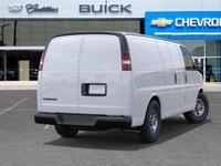 Engine: V6 Cylinder Engine 4.3L Safety Equipment Tire Pressure Monitoring System (does not apply to... (image 7)