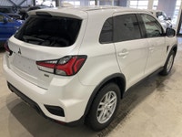 Le Mitsubishi RVR 2021 SE AWD MAGS CAMERA RECUL A/C CRUISE proposé chez AutoStudio 72 à Mirabel est... (image 3)