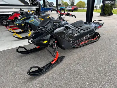 USED 2026 SKI DOO FREERIDE 146 850 TURBO R WITH 261 MILES BRP'S B.E.S.T. WARRANTY UNTIL JANUARY 9, 2...