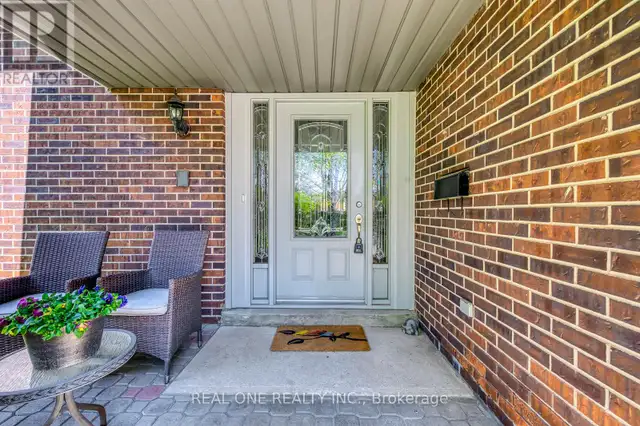 201 ARICHAT ROAD Oakville (FD Ford), Ontario63006664762243123
