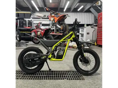2026 Triumph TXP-16 Triumph TXP-16 2026 Les photos peuvent être à titre indicatif et sans inscriptio...