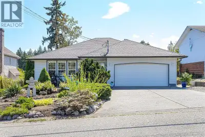 You won't want to miss this beautifully updated, one-of-a-kind home in the heart of Chemainus!Offeri...