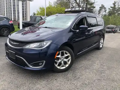 2017 chrysler pacifica touring plus wow look at this loaded van, safety included , runs great , leat...