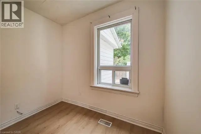 24 HOHNER Avenue Kitchener, Ontario in Houses for Sale in Kitchener / Waterloo - Image 22