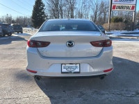 Navigation, Leather Seats, HUD, 360 Camera, Sunroof! This 2024 Mazda3 proves that innovative perform... (image 5)