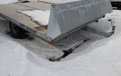 Galvanized 1,600 lb capacity 101 W x 12 L Make: Trailer Trim: ST812G-BA Features: %22%22 Body Style:...