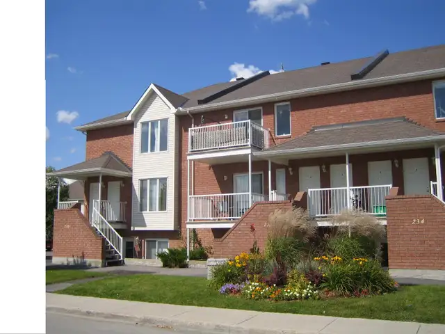 du Plateau 5 1/2 | 3 chambres | 3 Bedrooms | Gatineau | in Long Term Rentals in Gatineau - Image 2