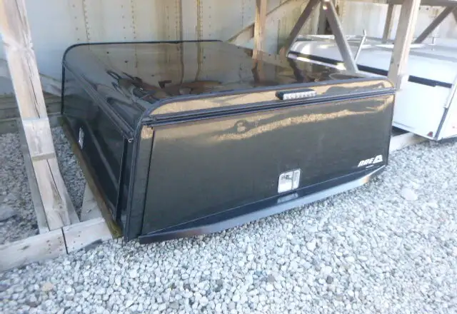 2015 - 2020 Ford F150 6'6 Black ARE Contractor Truck Cap in Other Parts & Accessories in Kitchener / Waterloo - Image 3