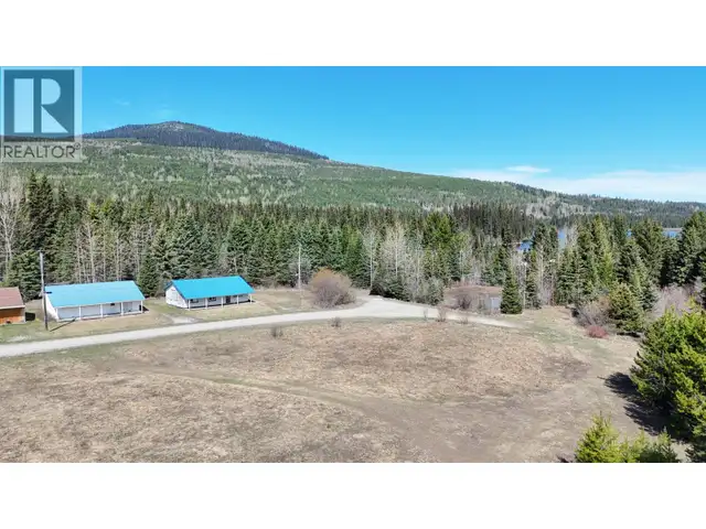 629 A ROAD Canim Lake, British Columbia in Houses for Sale in 100 Mile House - Image 40