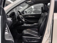 The 2023 INFINITI QX60 LUXE is a premium three-row SUV that balances family utility with high-end Ja... (image 9)