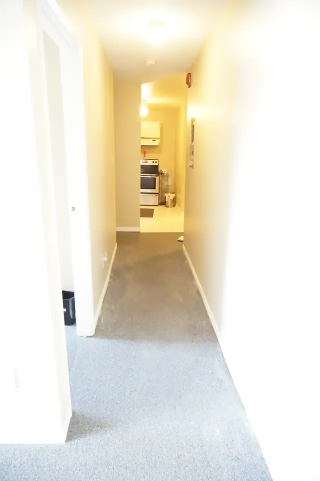 122 Princess Street - Large apartment in the heart of downtown! in Long Term Rentals in Kingston - Image 8