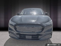 2023 Ford Mustang Mach-E Le Ford Mustang Mach-E 2023 est un VUS entièrement électrique qui allie le... (image 7)