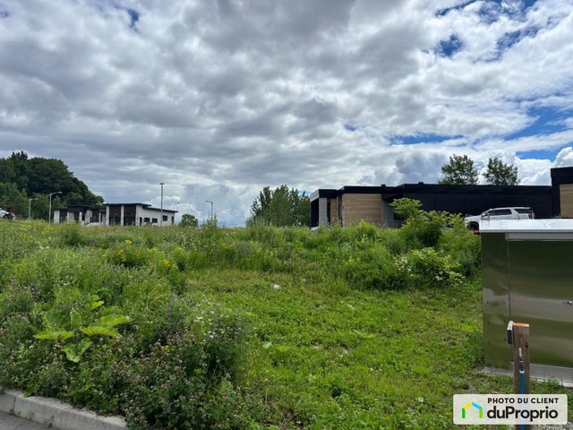 $295,000 - Residential Lot for sale in Cap-Sante — photo 1