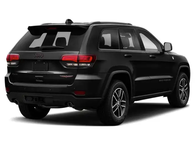 2020 Jeep Grand Cherokee SUMMIT in Cars & Trucks in Calgary - Image 3