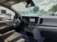 2020 TOYOTA SIENNA 8 PASSENGER WITH REMOVABLE MIDDLE SEAT TO CONVERT TO 7 PASSENGER CAPTAIN SEATING!... (image 9)