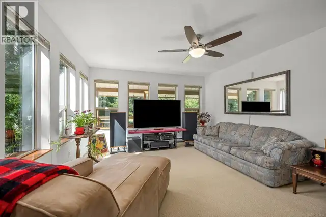 3465 CESSFORD Rd Courtenay, British Columbia in Houses for Sale in Comox / Courtenay / Cumberland - Image 20