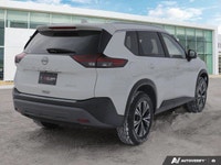 * Intelligent All-Wheel Drive * Panoramic Moonroof * Off-Road and Snow Mode * High Beam Assist * LED... (image 4)