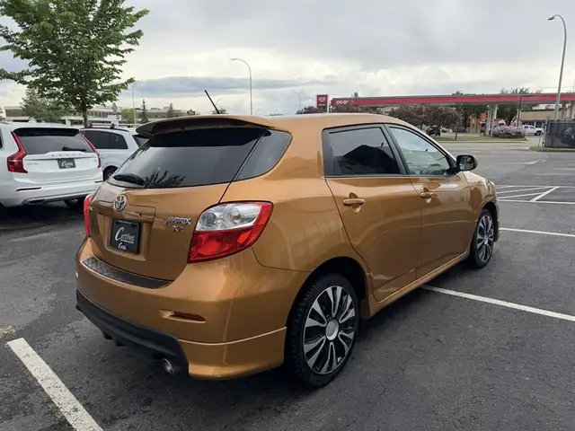 2010 Toyota Matrix S in Cars & Trucks in Edmonton - Image 6