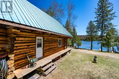 Unique opportunity to own neighbouring waterfront properties on beautiful Lorwell Lake. While each p...
