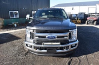 2017 Ford F-350 Super Duty XLT – 6.7L Powerstroke Diesel | BC Truck | Excellent Shape! Mileage: 295,... (image 6)