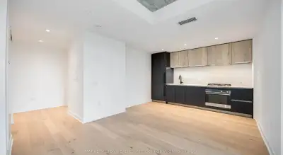 Price: $629,800 / $2,389/mo Discover smart, stylish living in this 569sf 1-bedroom suite offering a...
