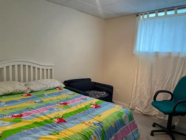 Basement bedroom for rent in Midnapore in Room Rentals & Roommates in Calgary - Image 4