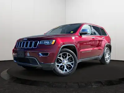 This Jeep Grand Cherokee has a powerful Regular Unleaded V-6 3.6 L/220 engine powering this Automati...
