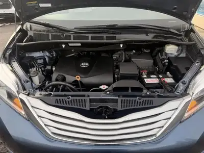 2017 TOYOTA SIENNA XLE LIMITED AWD WE FINANCE ALL CREDIT , View more