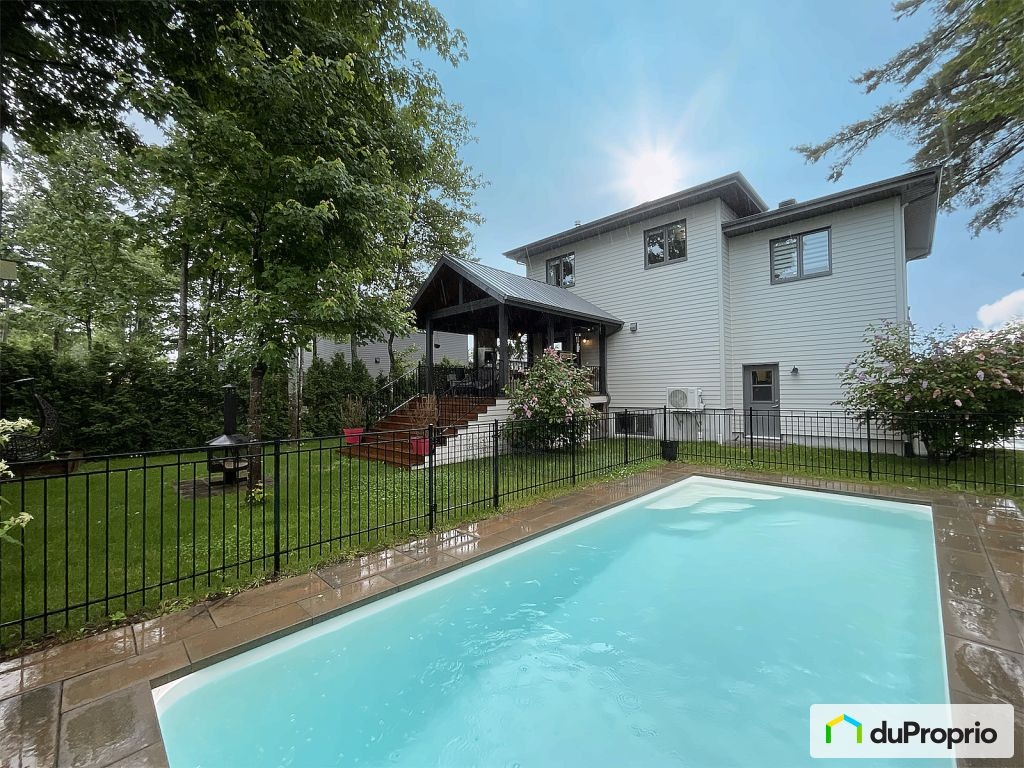 $845,000 - 2 Storey for sale in Boischatel — photo 2