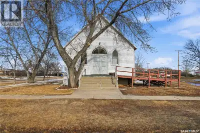 Unique opportunity here! This well maintained Church is located in the bustling town of Central Butt...