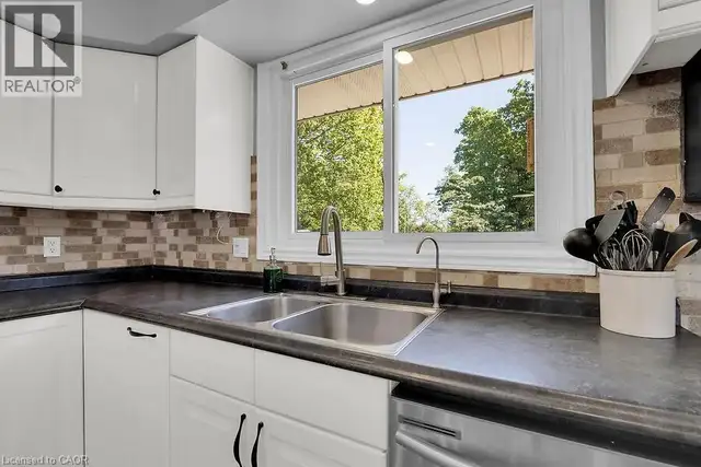 795 PORT MAITLAND Road Dunnville, Ontario in Houses for Sale in Norfolk County - Image 14